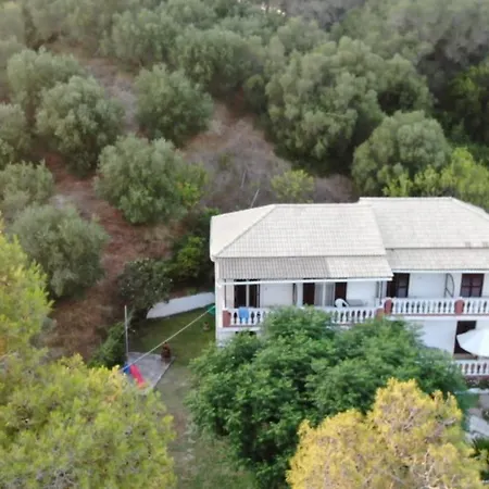 Corfu בית הארחה